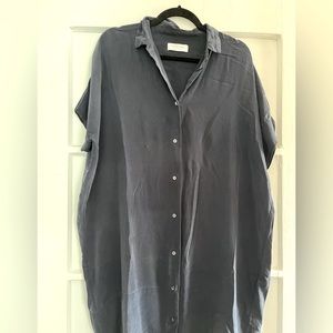 Navy Everlane shirt dress